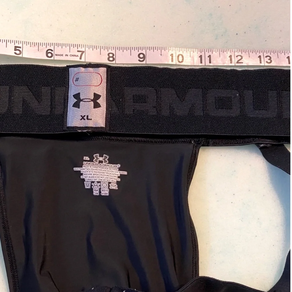 Under Armour - Picture 2 of 6